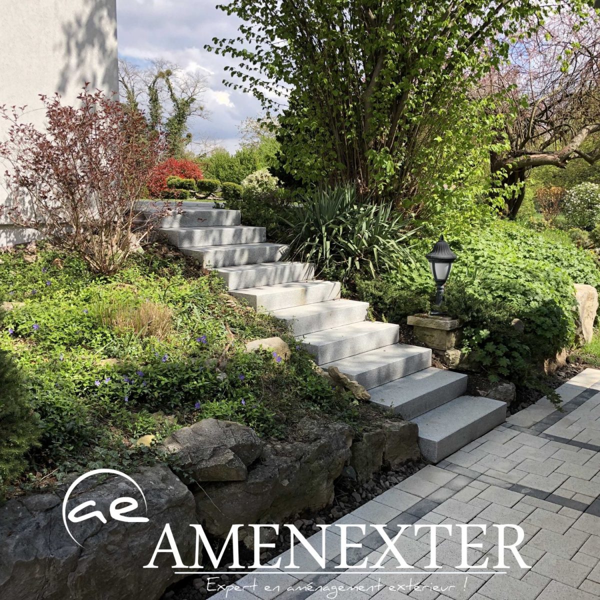 Comment r&eacute;aliser des blocs marches pour un escalier durable et esth&eacute;tique ? Saint-Louis